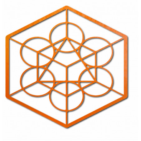 Geometrische Holzmalerei an der Erntewand