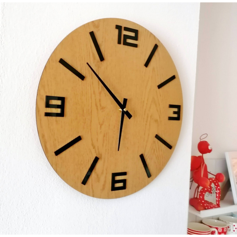 Stilvolle Wanduhr aus Holz – minimalistisches...