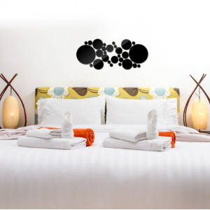 Dekorativer Spiegel. Spiegel Aufkleber an der Wand wie ein Bild oder Dekoration, 3D-Acryl-Aufkleber 2