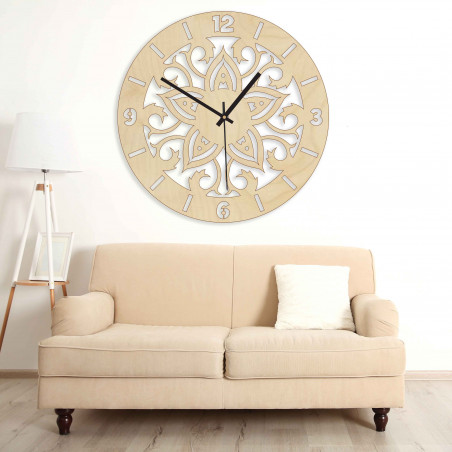 Wanduhr aus Holz mit Mandala-Motiv und geräuschlosem Quarzwerk