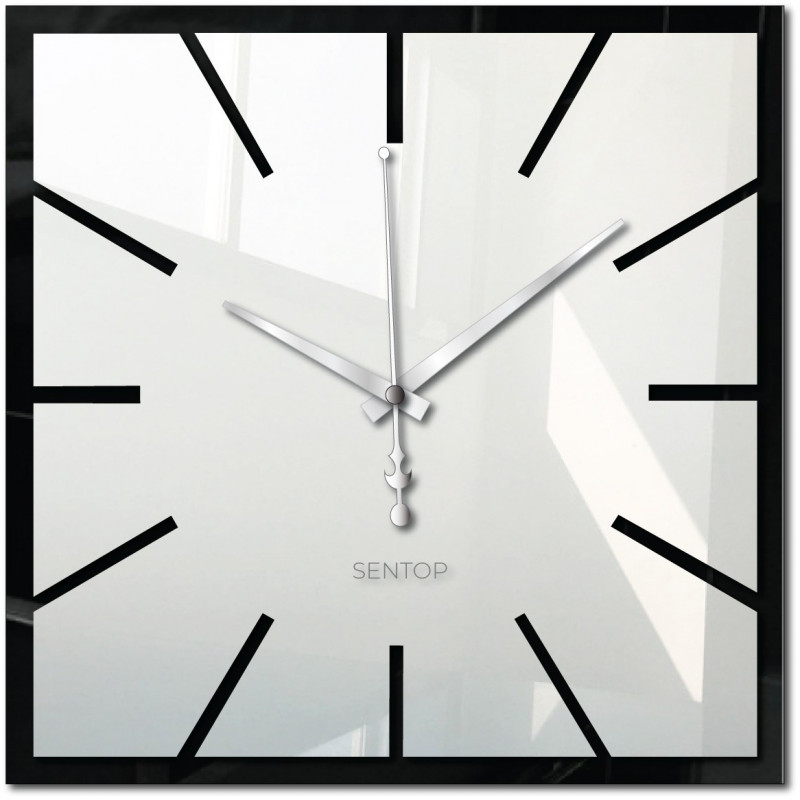 Luxuriöse Spiegelwanduhr im modernen Stil