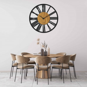 Wanduhr mit römischen Ziffern, Eichenholz