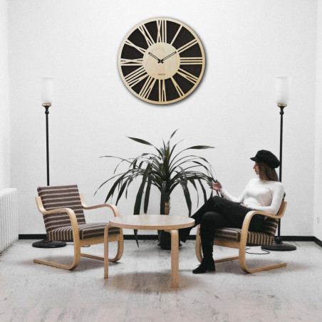 Wanduhr aus Holz mit römischen Ziffern - SONTA