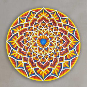 Hölzernes Mandala an der Wand mit Feng-Shui-Energie 2