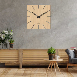 Quadratische Wanduhr aus Holz – PURE