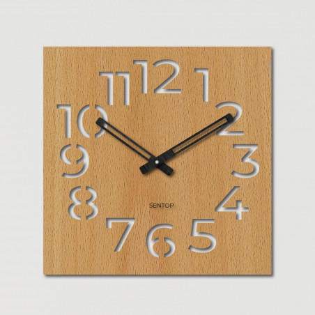 Elegante Holzwanduhr für ein modernes Interieur. Minimalistische Holzuhr mit markanten Ziffern.