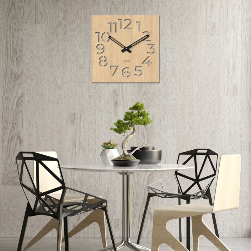 Stilvolle Wanduhr aus Holz für Wohnzimmer und Büro. Moderne Holzuhr mit klarem und elegantem Design.