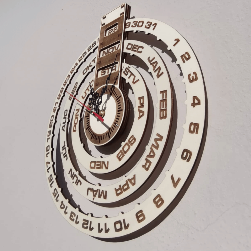 Gravierte Wanduhr, Holzkalender - JOGBELII