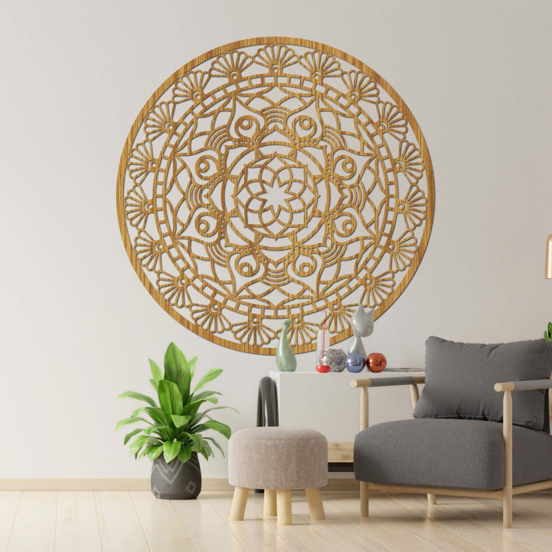 Luxuriöses hölzernes Mandala für die Wand, das Frieden, Harmonie und Ausgewogenheit symbolisiert.