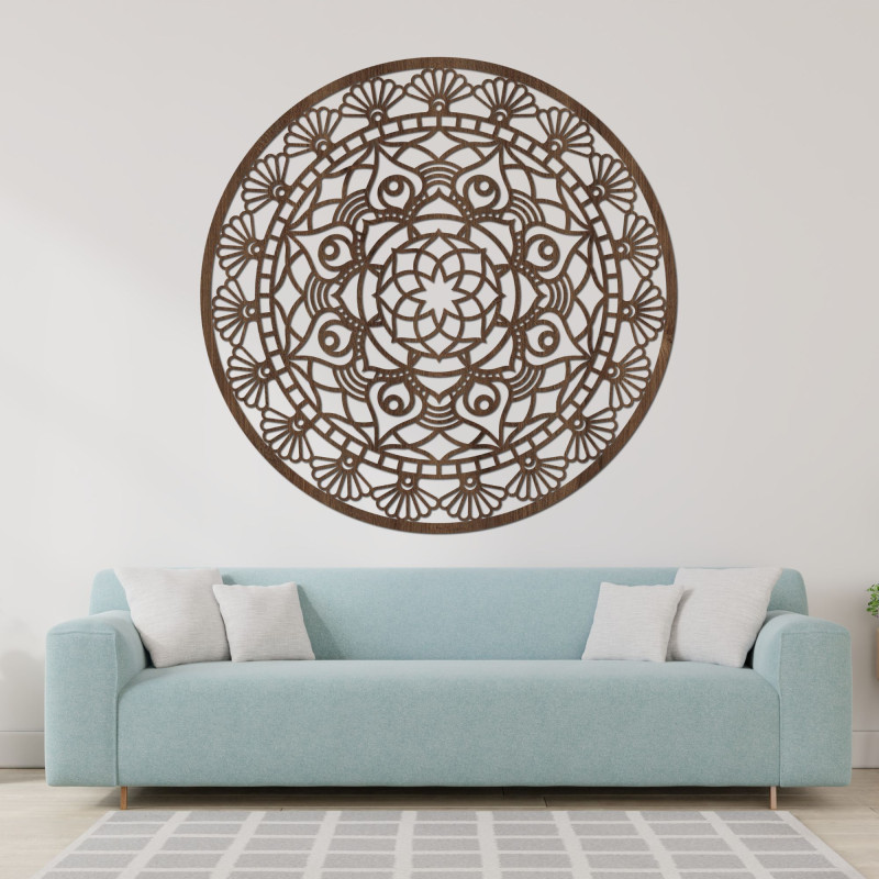 Elegante Mandala-Wandverkleidung aus Holz mit detailliertem Ziermuster