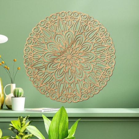 Elegantes Holzmandala an der Wand - SOFIS