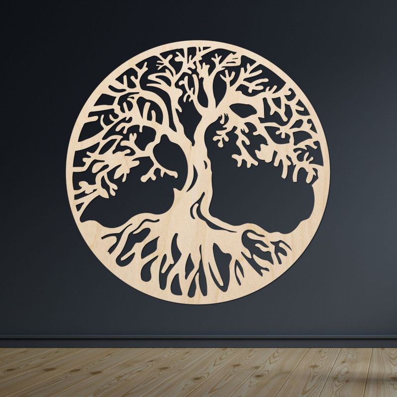 Lebensbaum aus Holz an der Wand mit elegantem, natürlichem Look