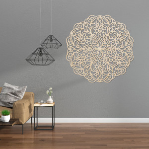 Elegante Holzmandala an der Wand in einem modernen Boho-Interieur