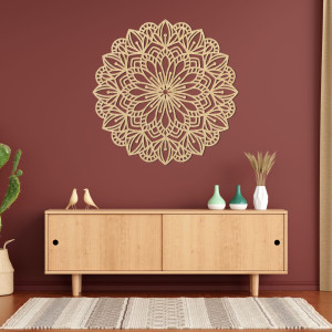 Holzmandala an der Wand, Blütenessenz - ESSENTIA