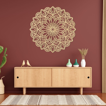 Holzmandala an der Wand, Blütenessenz - ESSENTIA