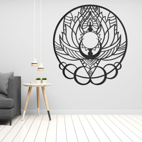 Holzgeschnitztes Ornament mit Sonnenblumenmotiv für die Wand