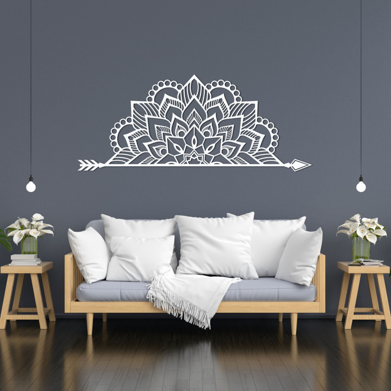 Modernes Holzmandala mit geometrischem Muster, das Harmonie und Frieden in Ihr Zuhause bringt