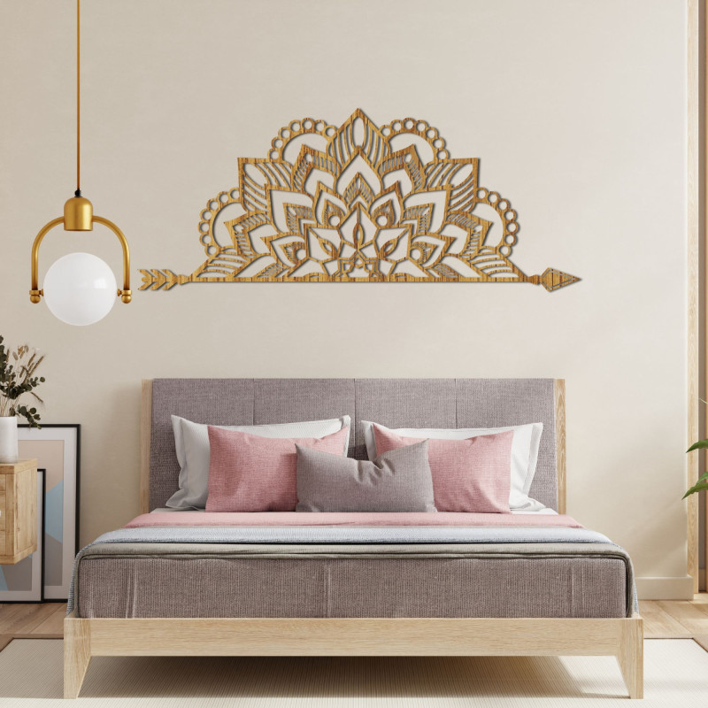 Mandala aus Holz an der Wand | ARONV