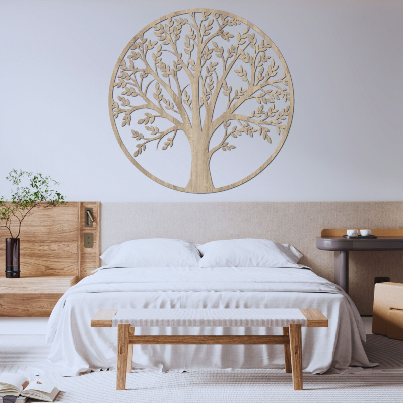 Moderner Lebensbaum aus Holz an der Wand für ein elegantes Interieur