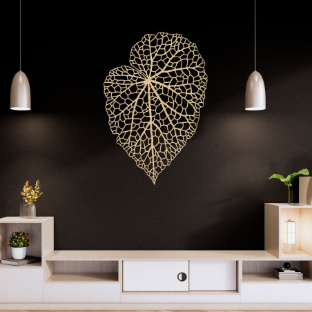 Elegante Wanddekoration aus Holz mit Blattmotiv und natürlichem Design