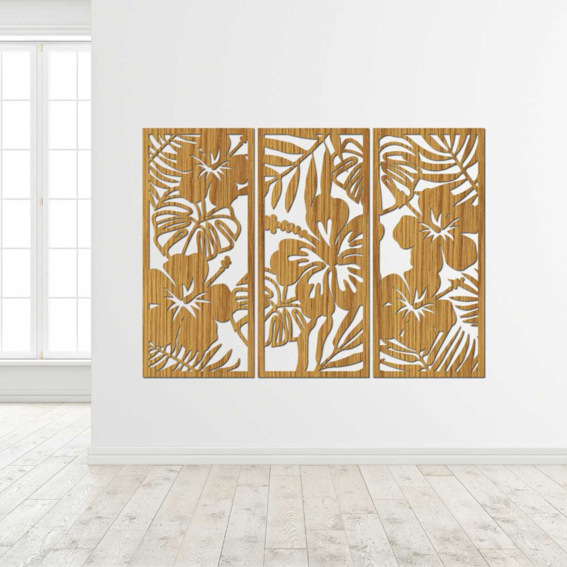 Wanddekoration aus Holz: Exotische Blumen und Blätter