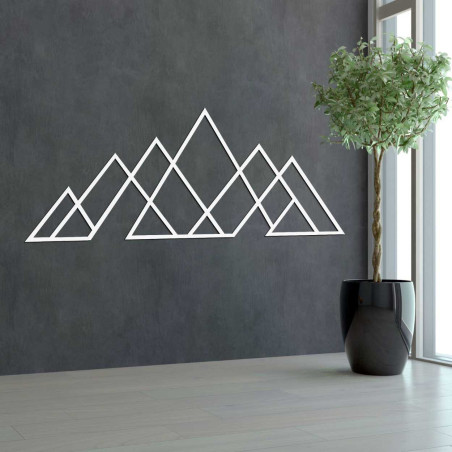 Minimalistische Bergdekoration mit schwarzen Linien für ein modernes Interieur