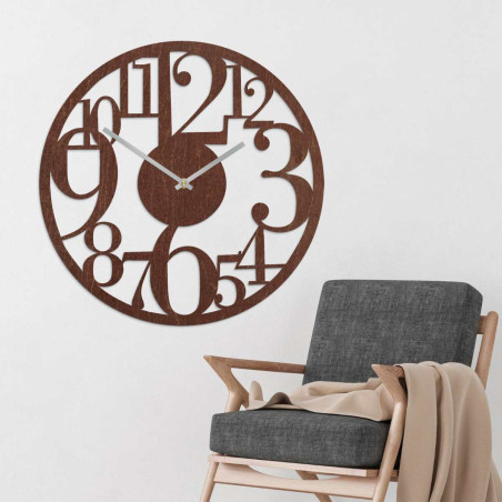 Minimalistische Wanduhr mit großen Ziffern, braune Wanduhr mit großen Ziffern