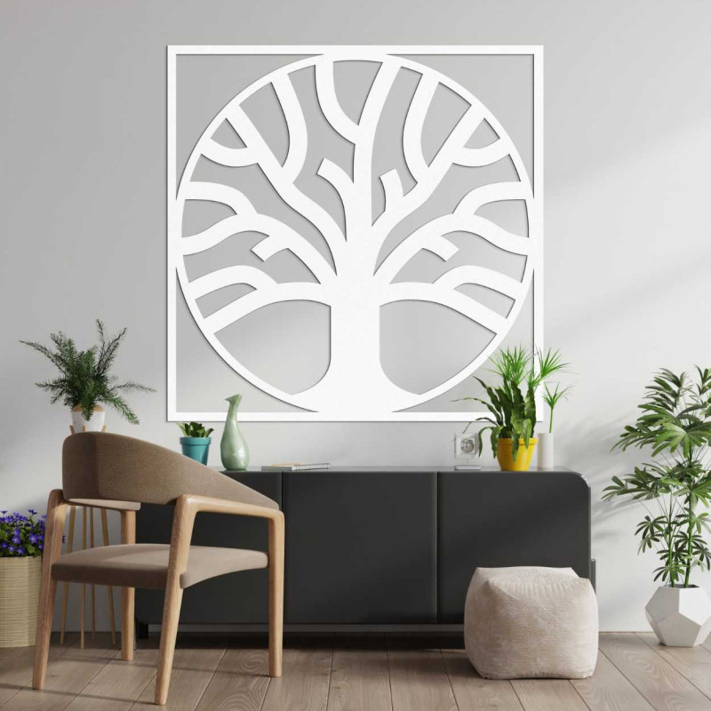 Geometrisch geformter Lebensbaum aus Naturmaterial geschnitzt.