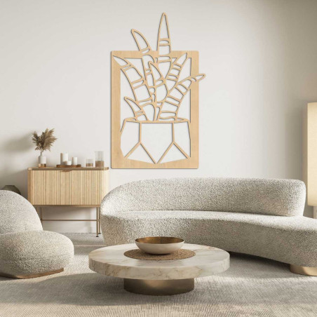 Rustikale Holzdeko mit dezenten Zimmerpflanzenmotiven