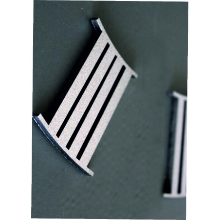 Kunststoff-Wanduhr für Kinder aus Plexiglas. Trendige Wanduhr als Geschenk. Xmomo Uhr. Acryl-Uhr