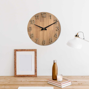 Moderne Wanduhr aus Holz für das Wohnzimmer 2