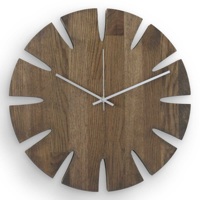 Preiswerte, aber elegante Wanduhr aus Holz, geeignet für das Wohnzimmer oder das Büro.
