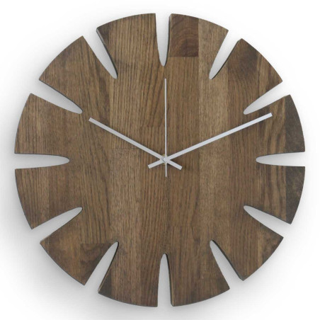 Preiswerte, aber elegante Wanduhr aus Holz, geeignet für das Wohnzimmer oder das Büro.