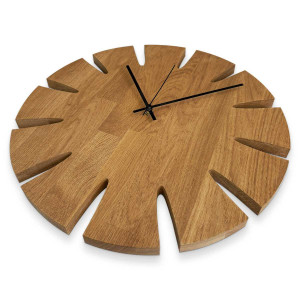 Universelle Wanduhr aus Holz mit klaren Linien und zeitlosem Design. 2