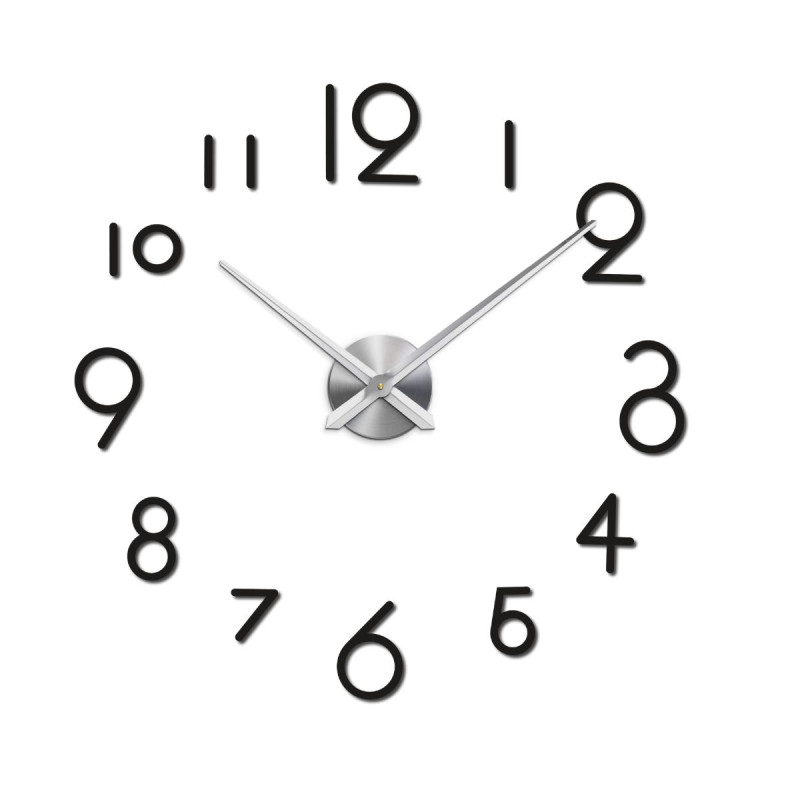 Schwarze Wanduhr für das Wohnzimmer