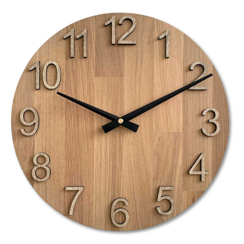 Moderne Wanduhr aus Holz für das Wohnzimmer