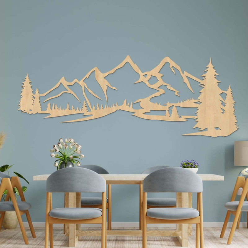 Wandmalerei aus Holz mit einem Motiv von Bergen und dichtem Wald