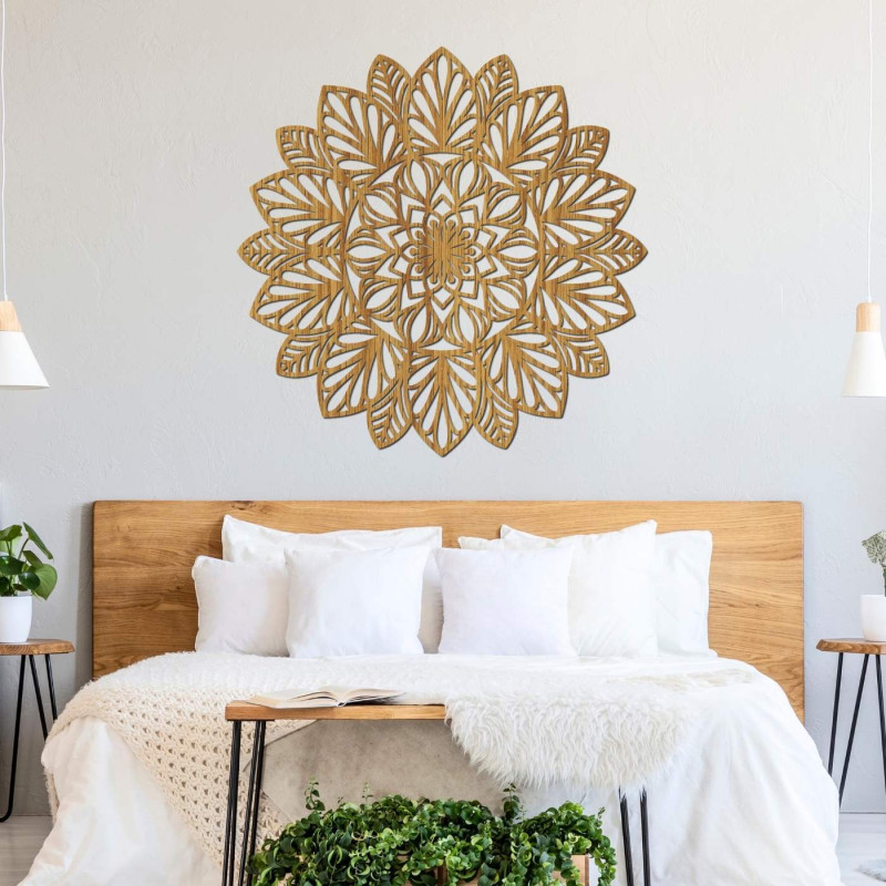 Holzmandala an der Wand | LOTUS