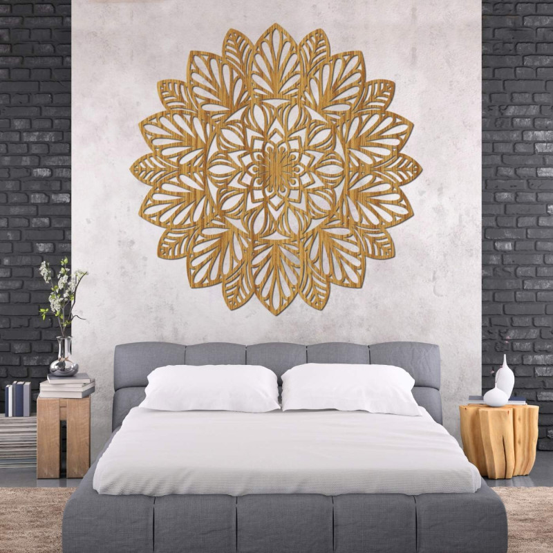 Hölzernes Mandala an der Wand – LOTUS