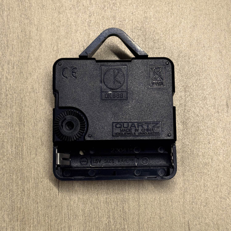 Elegante Uhr mit Grasmotiv für Ihr Zuhause