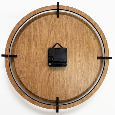 Holzuhr mit Eule – ein stilvolles und originelles Wohnaccessoire