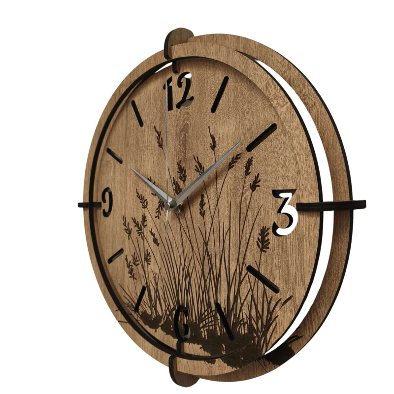 Holzwanduhr im minimalistischen Design für jedes Zuhause