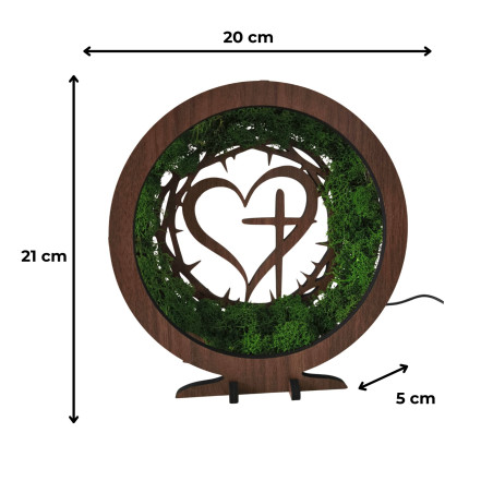 Stilvolle Dekoration mit spirituellem Motiv. LED-Lampe mit Moos in elegantem Walnussdekor.