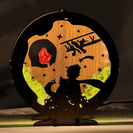 LED-Dekoration „Kleiner Prinz mit Flugzeug“ | Wenge-Walnuss