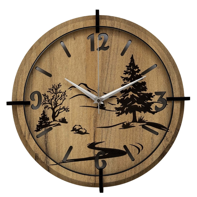 Moderne Wanduhr mit Wald- und Berglandschaftsmotiv