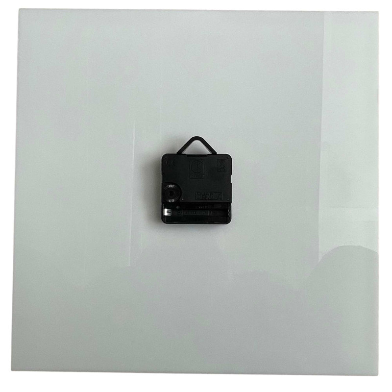 Wanduhr aus weißem Acryl und Eichenholzdekor -...