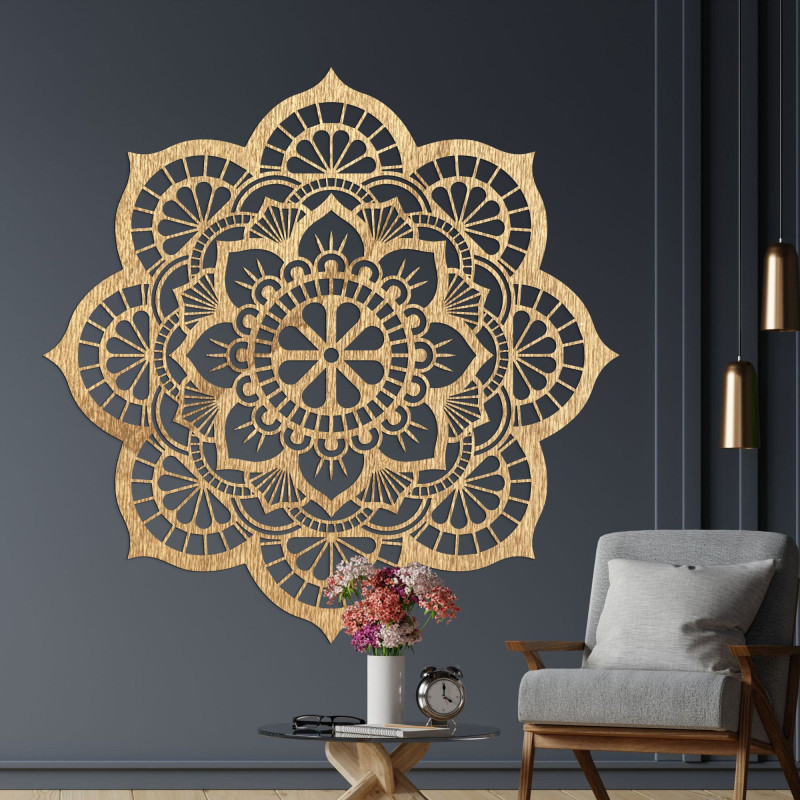 Natürliche Wanddekoration aus Holz in Form einer blühenden Blume
