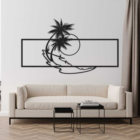 Ein Designgemälde mit Strand- und Palmenmotiv verleiht dem Interieur Frische und schlichte Eleganz.