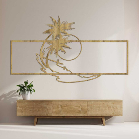 Ein Designgemälde mit Strand- und Palmenmotiv verleiht dem Interieur Frische und schlichte Eleganz.