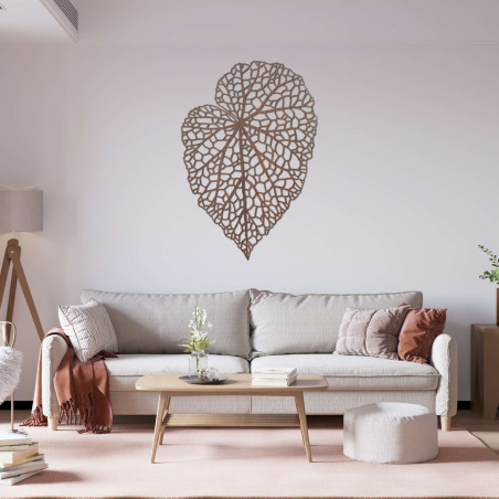 Dekoratives Holzblatt im klaren, minimalistischen Stil